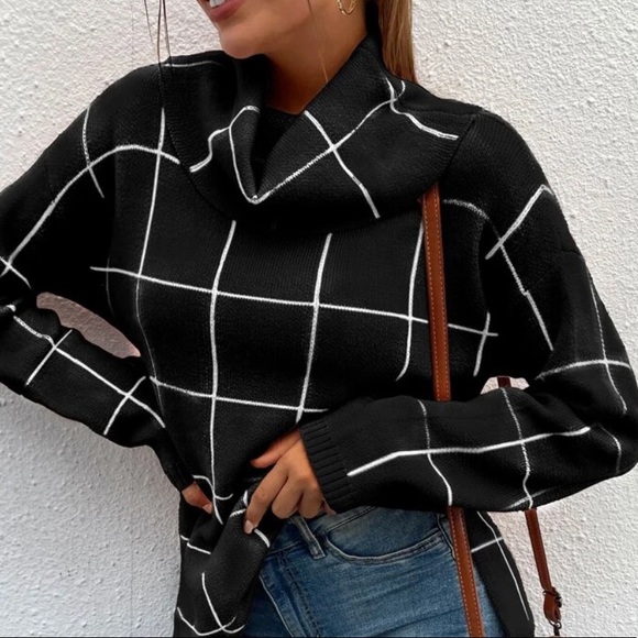 NWT, Lavishly Paris Women's Black Grid Pattern Turtleneck  Sweater. - Picture 12 of 16